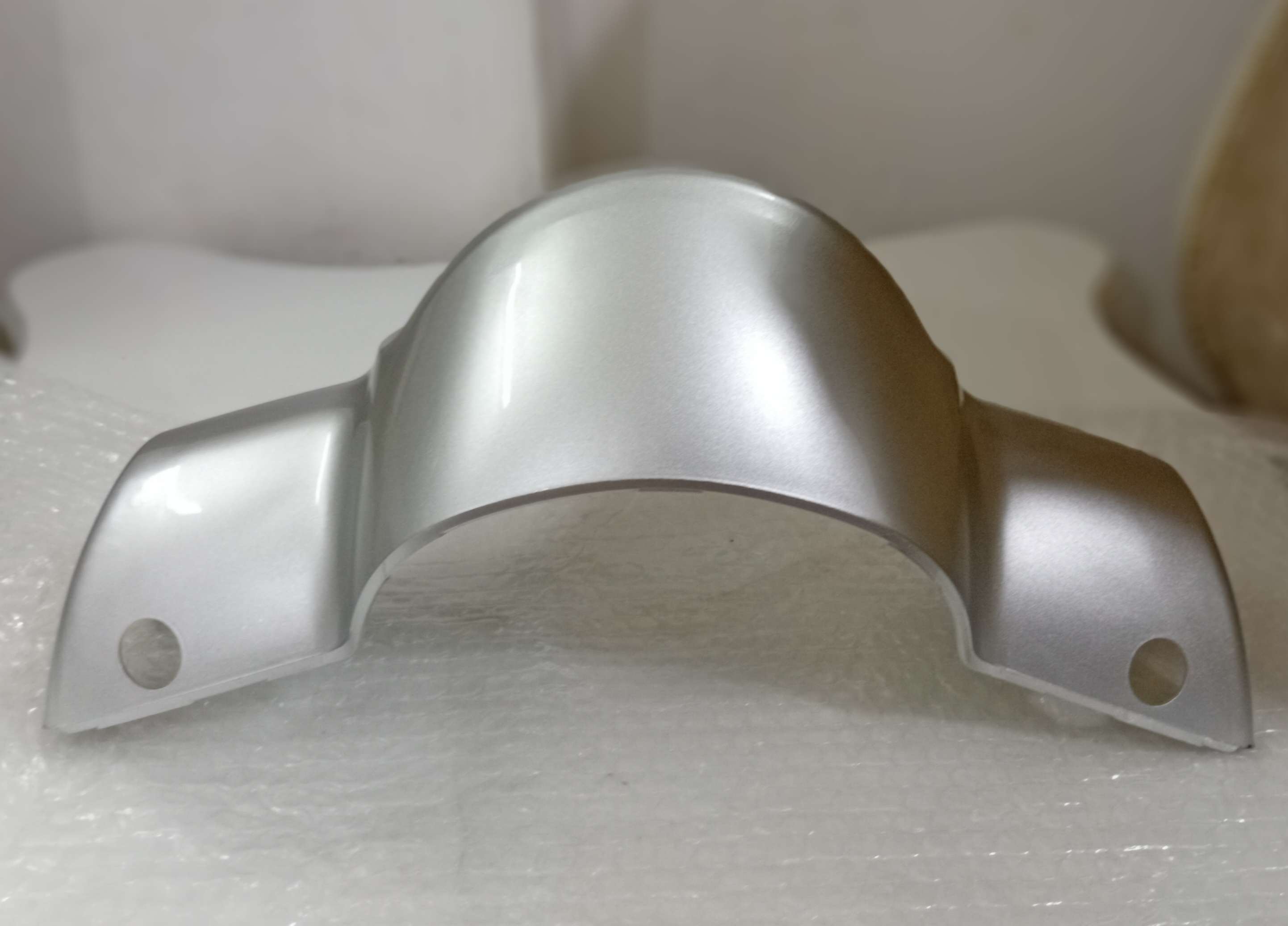 قاب و فلاپ اصلی کله چراغ سوزوکی لتس ۴