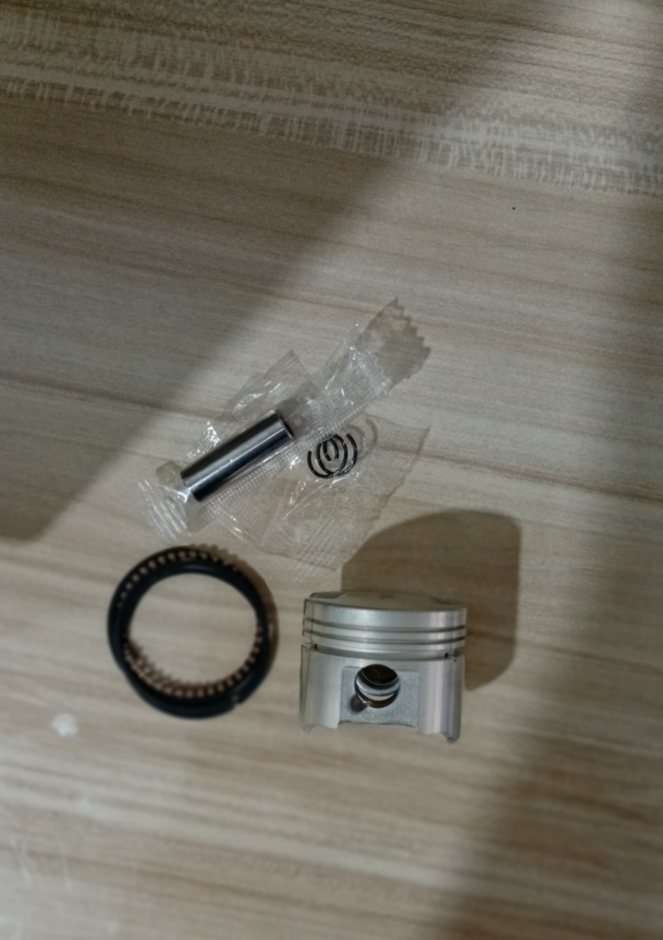 رینگ پیستون سوزوکی لتس ۴ سایز ۱۰۰